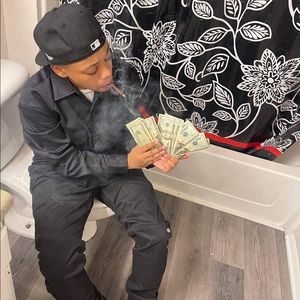 Meet your Posher, Simorah